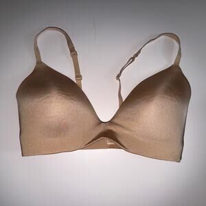 SKIMS Women’s Wireless Nude Bra Size 34D‎
